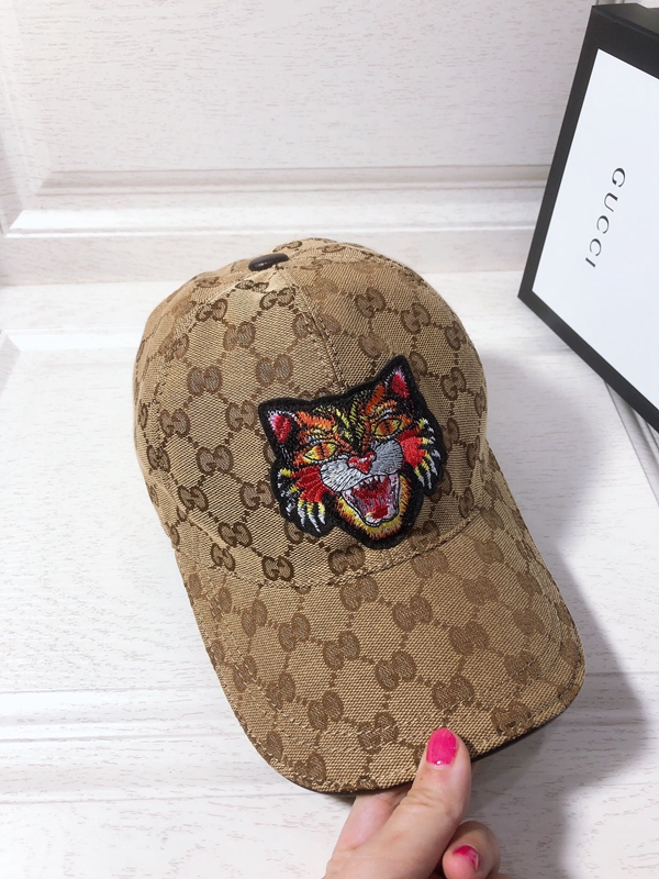 ブランド帽子側面デザイン